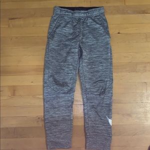 Nike dri-fit boys medium athletic pants